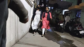 night flash at ladies hostels big cock handjob outdoor